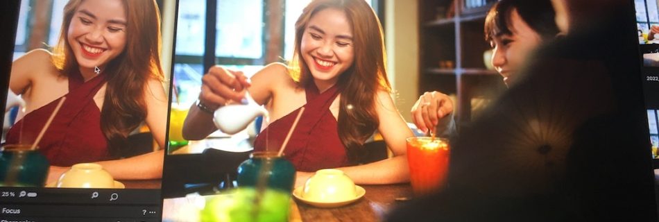 Vietnamese model filming dining with friends